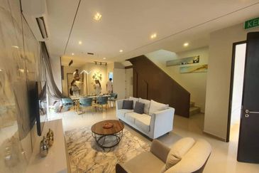 bandar utama batang kali