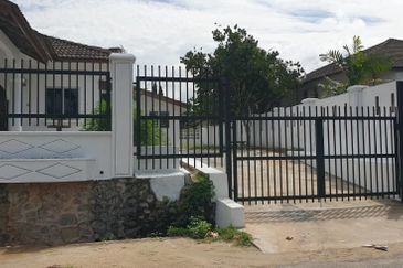 taman desa melor serendah