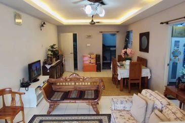 LAKEVIEW APARTMENT TAMAN JASA PERWIRA BATU CAVES,