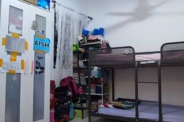 LAKEVIEW APARTMENT TAMAN JASA PERWIRA BATU CAVES,