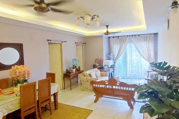 LAKEVIEW APARTMENT TAMAN JASA PERWIRA BATU CAVES,