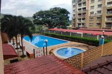 LAKEVIEW APARTMENT TAMAN JASA PERWIRA BATU CAVES,