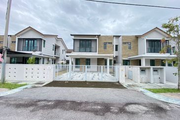 azhara antara gapi Serendah