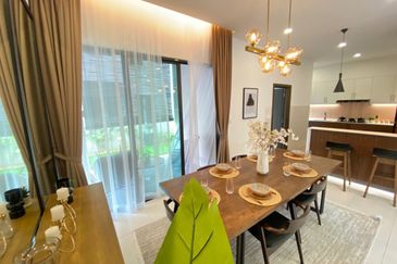 azhara antara gapi Serendah