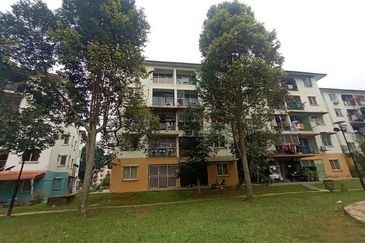 apartment mawar bukit beruntung