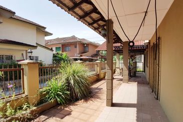 Taman Tamu Hillpark (Seksyen 4)