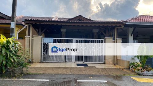 1sty antara gapi serendah fully renovated , Selangor, Serendah