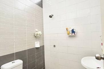 Taman Tamu Hillpark (Seksyen 4)