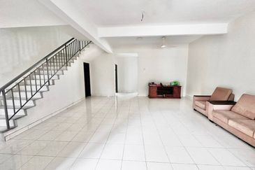 Taman Tamu Hillpark (Seksyen 4)