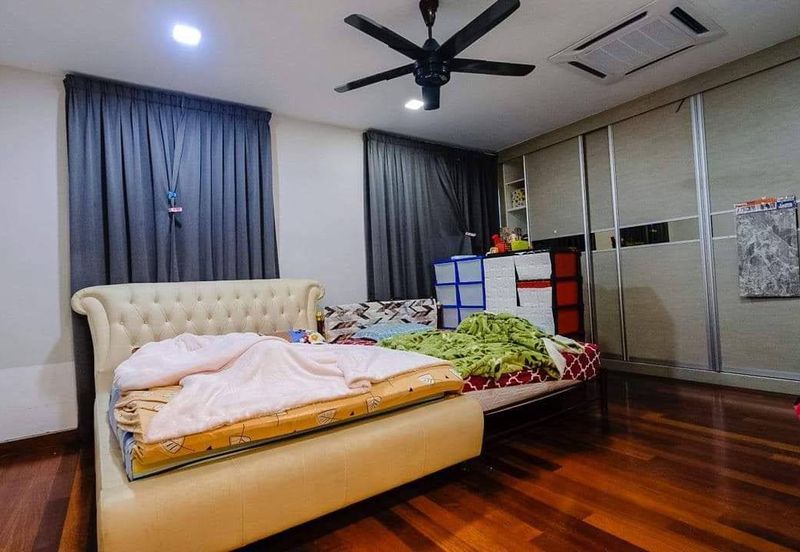 Taman Sri Hijau ( New Green Park )