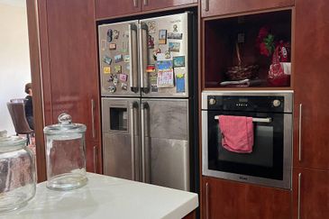 SEMI-D DOUBLE STOREY, TAMAN MELAWATI, K.LUMPUR.  