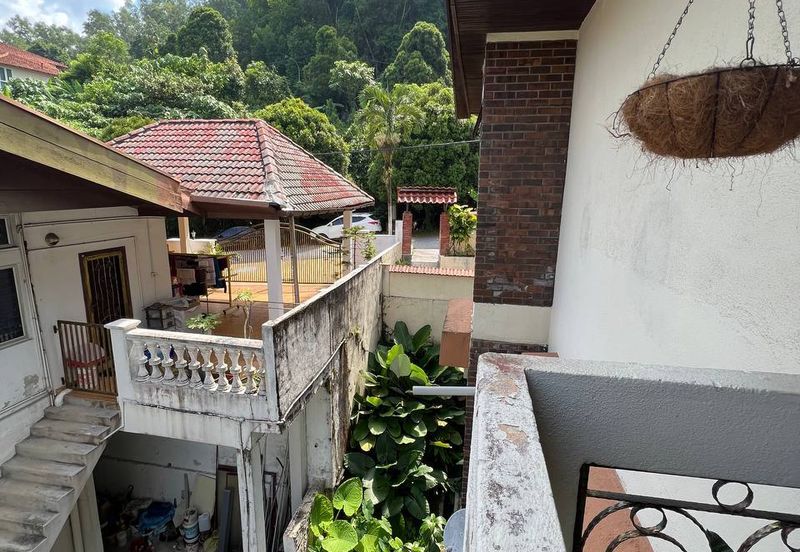 SEMI-D DOUBLE STOREY, TAMAN MELAWATI, K.LUMPUR.