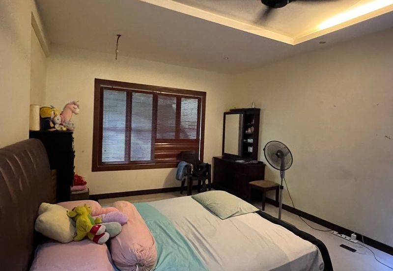 SEMI-D DOUBLE STOREY, TAMAN MELAWATI, K.LUMPUR.