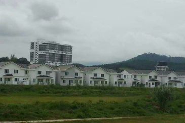 The Residence 1 @ Tiara East