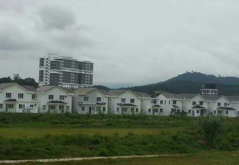 The Residence 1 @ Tiara East