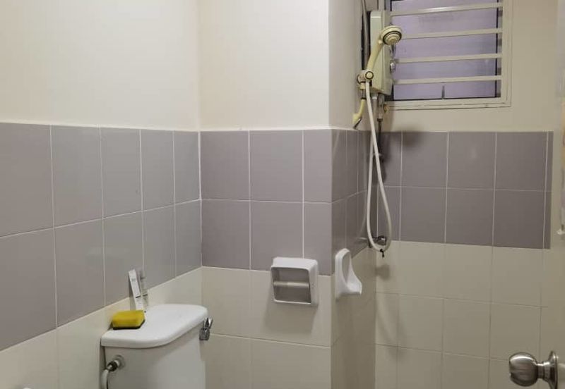 The Residence 1 @ Tiara East