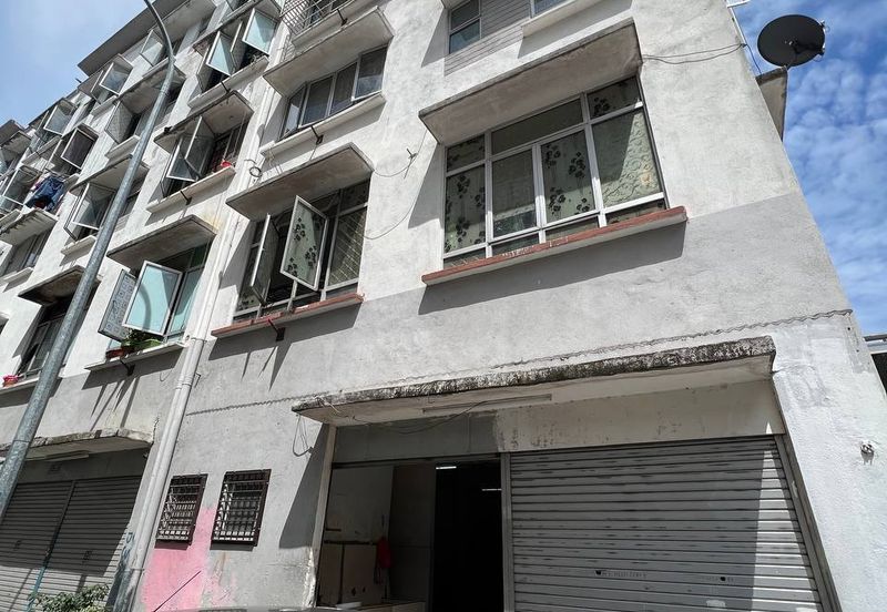 Dataran Otomobil, Seksyen 15