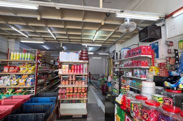 Dataran Otomobil, Seksyen 15