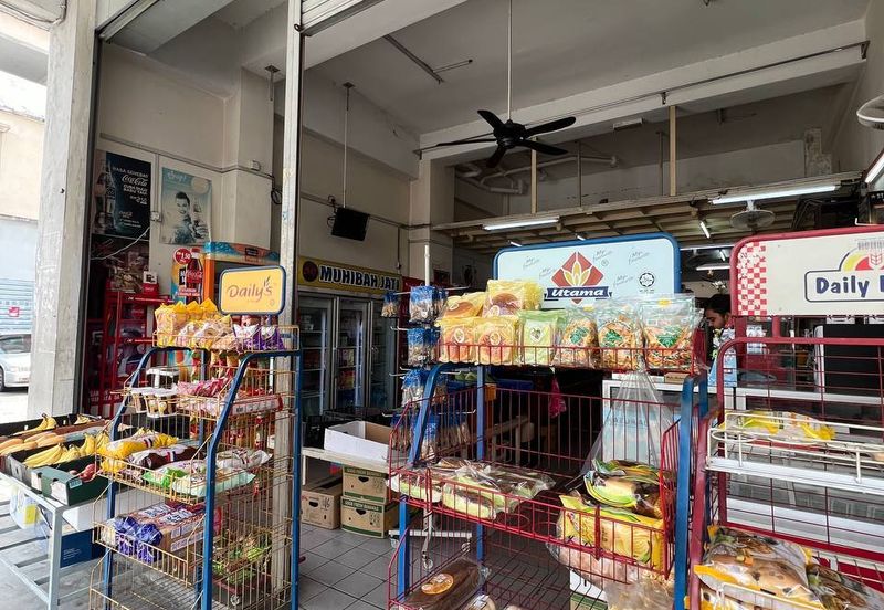 Dataran Otomobil, Seksyen 15