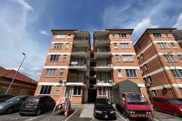 Alam Budiman Condominium (Pangsapuri Alam Budiman)