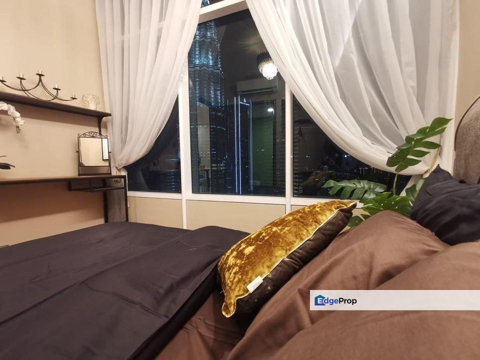 Sky Suites @ KLCC Partial Furnished Ready To Move In Condition To Let, Kuala Lumpur, KLCC
