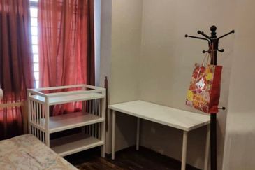 Rivercity Condominium