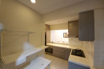 Rivercity Condominium