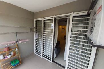 Rivercity Condominium