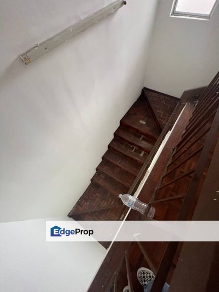 Double Storey Terrace Taman Amanputra Puchong For Sale, Selangor, Puchong South