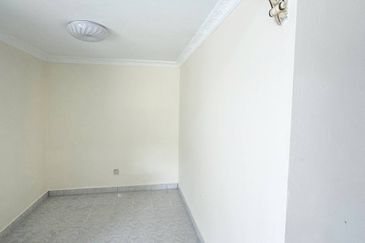 GREEN STREET HOMES (SEREMBAN 2)