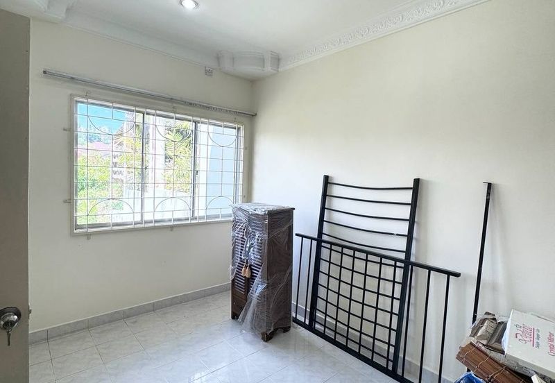 GREEN STREET HOMES (SEREMBAN 2)