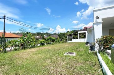 GREEN STREET HOMES (SEREMBAN 2)