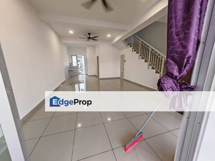 Double Storey House Saujana KLIA Kota Warisan 10 mis to KLIA For Sale, Selangor, Sepang