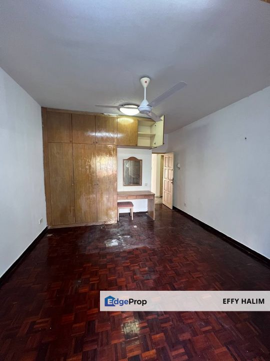 Resort-Style Living with Pool Views - Ground Floor Corner Lot Palmville Condominium Sunway, Selangor, Bandar Sunway