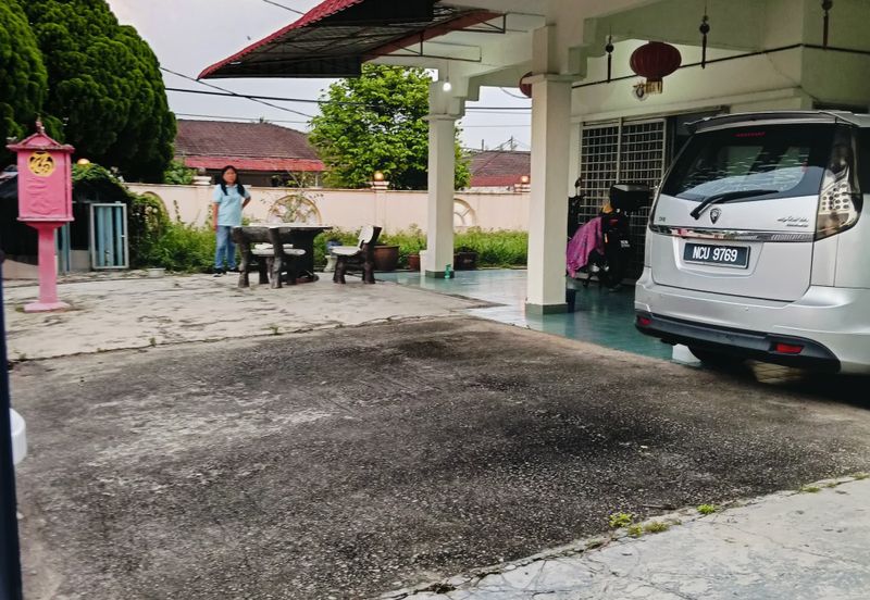 Sikamat Acasia Country Heights