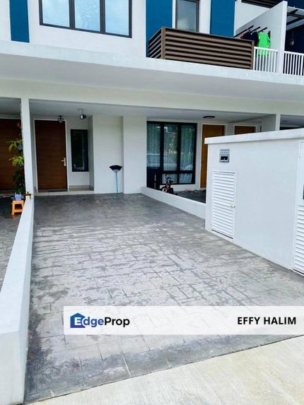 BRAND NEW TOWNHOUSE FOR SALE – Ayden @ Bandar Warisan, Sepang, Selangor, Sepang