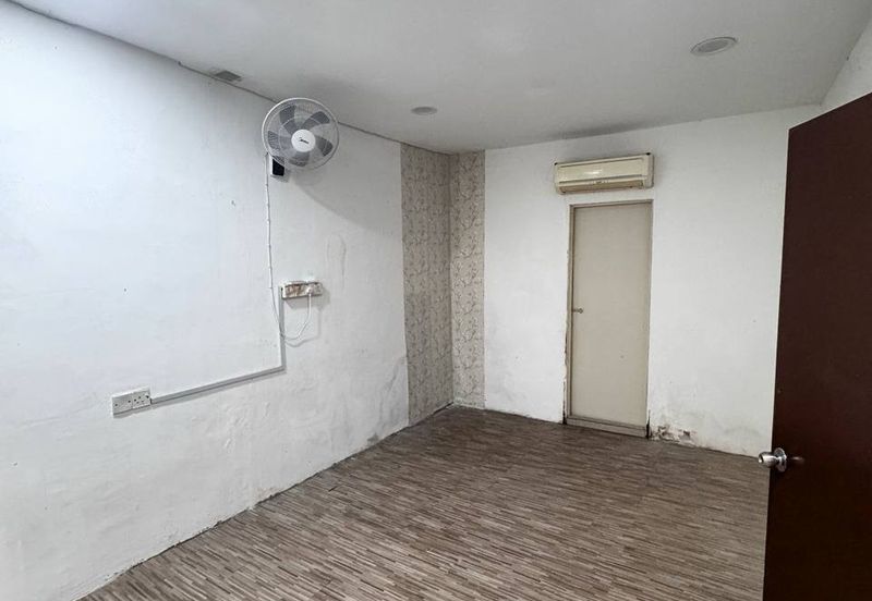 Taman Pinggiran Cyber