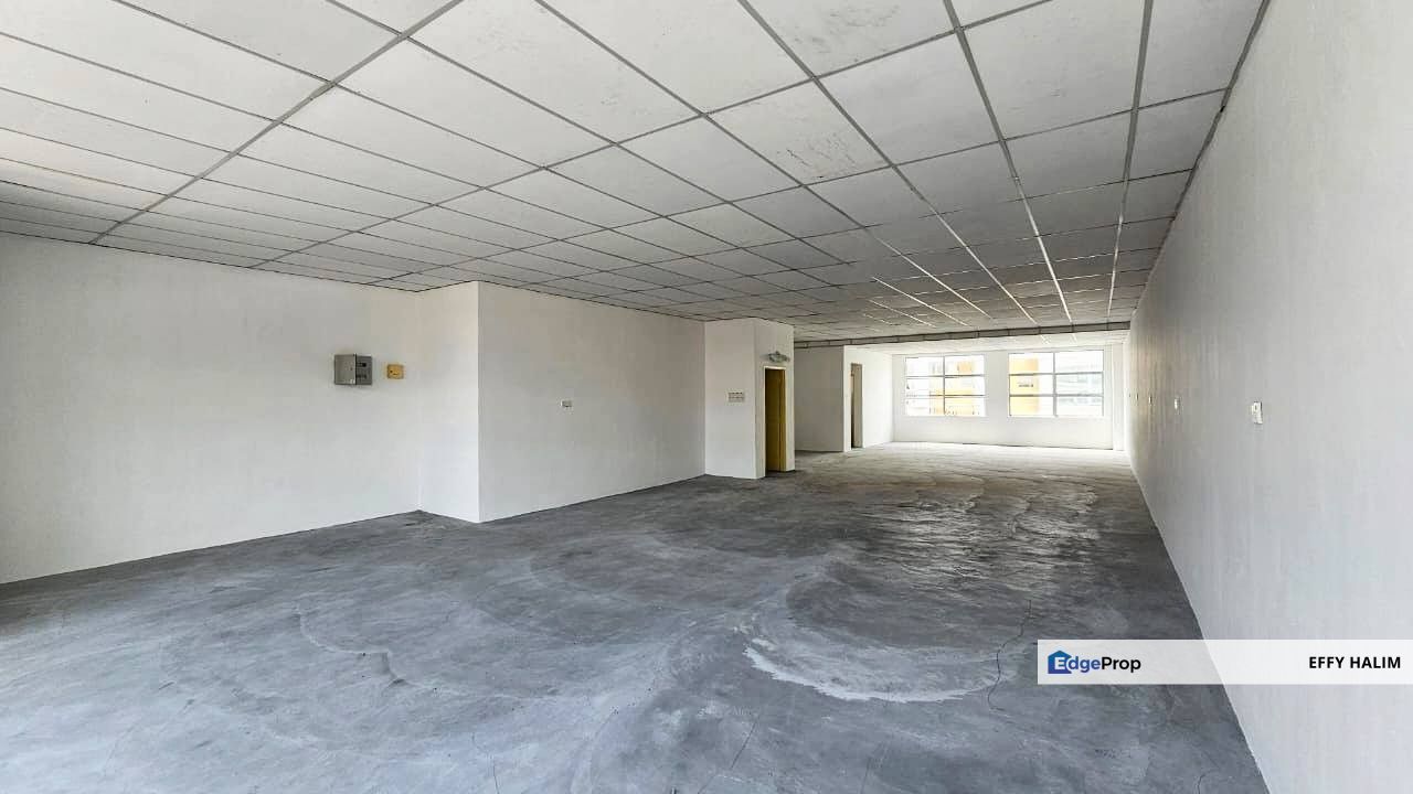 PREMIUM COMMERCIAL SHOPLOT FOR RENT – UPTOWN AVENUE, SEREMBAN 2, Negeri Sembilan, Seremban