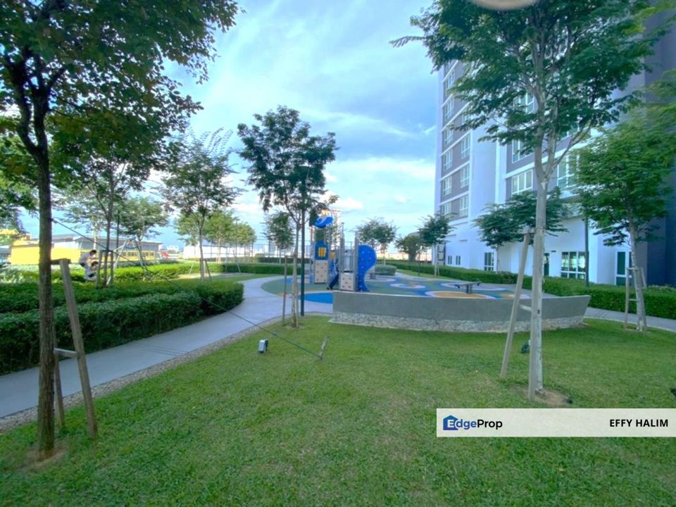 Urgent : Plaza Kelana Jaya Condominium for Sale Prime Location Near Glenmarie LRT, Paradigm Mall Taman Mayang, Selangor, Kelana Jaya
