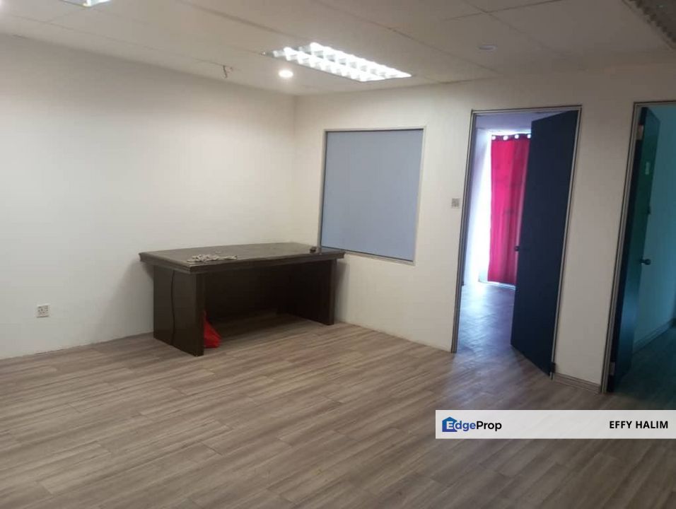 FOR RENT – Fully Renovated Office Unit @ Tesco Puchong Jaya, Selangor, Puchong