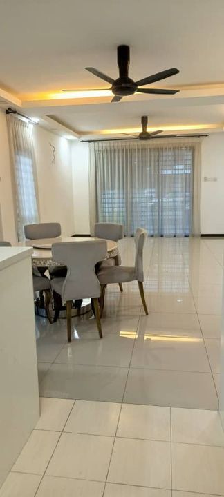 End Lot Double Storey Partly Furnished Saujana KLIA For Rent - Urgent, Selangor, Sepang