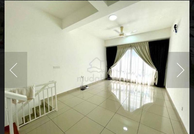 Ayden Townhouse Warisan Puteri