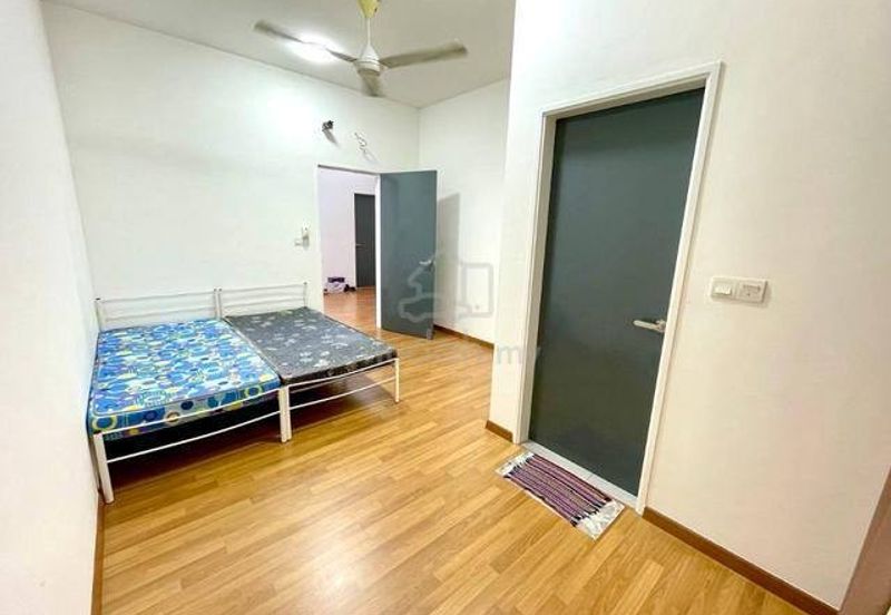 Ayden Townhouse Warisan Puteri