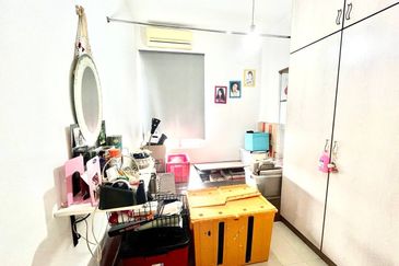 Royal Domain Sri Putramas II