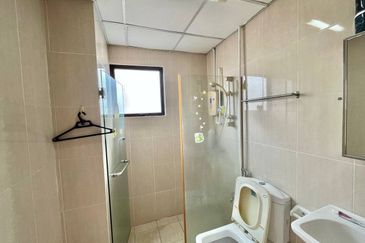 Royal Domain Sri Putramas II