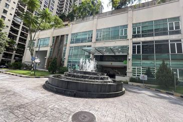 Royal Domain Sri Putramas II