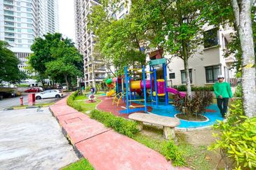 Royal Domain Sri Putramas II