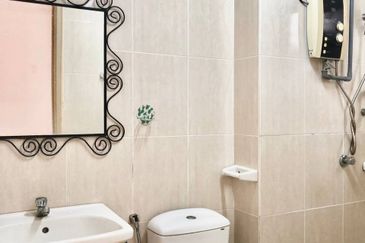 Royal Domain Sri Putramas II