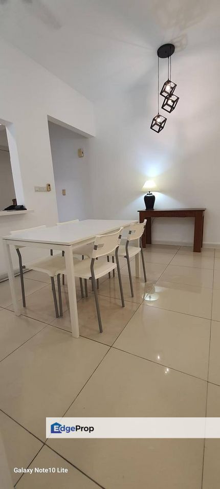 FULLY FURNISHED READY MOVE IN CONDITION SURIAN RESIDENCES MUTIARA DAMANSARA FOR RENT, Selangor, Mutiara Damansara