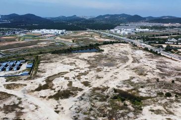 Exclusive New Project  Puncak Alam Perdana Industry Hub - Grab Fast Limited Hi Return Investment